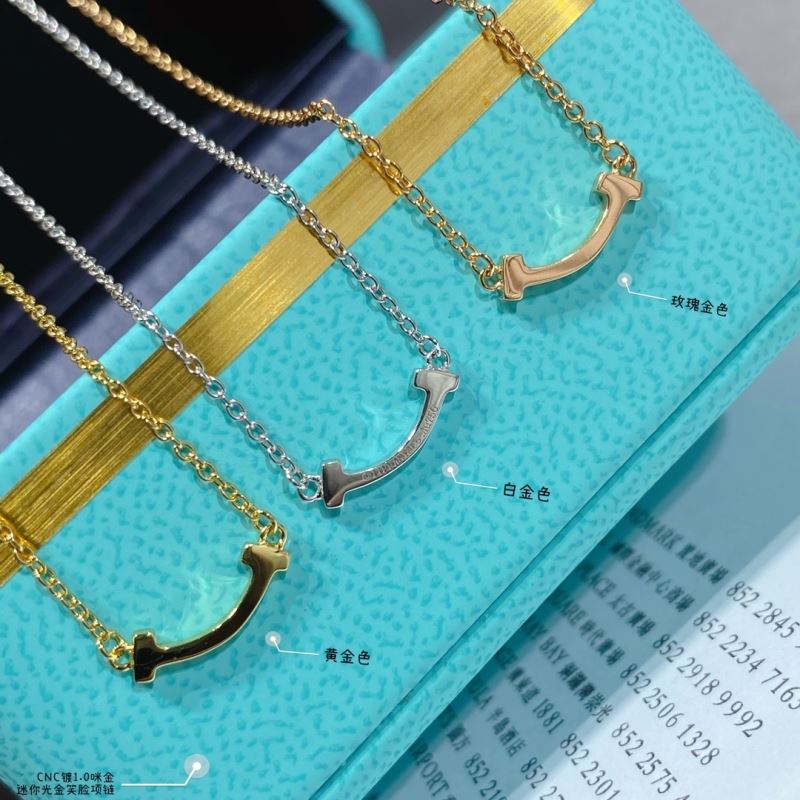 T*f*ny necklaces